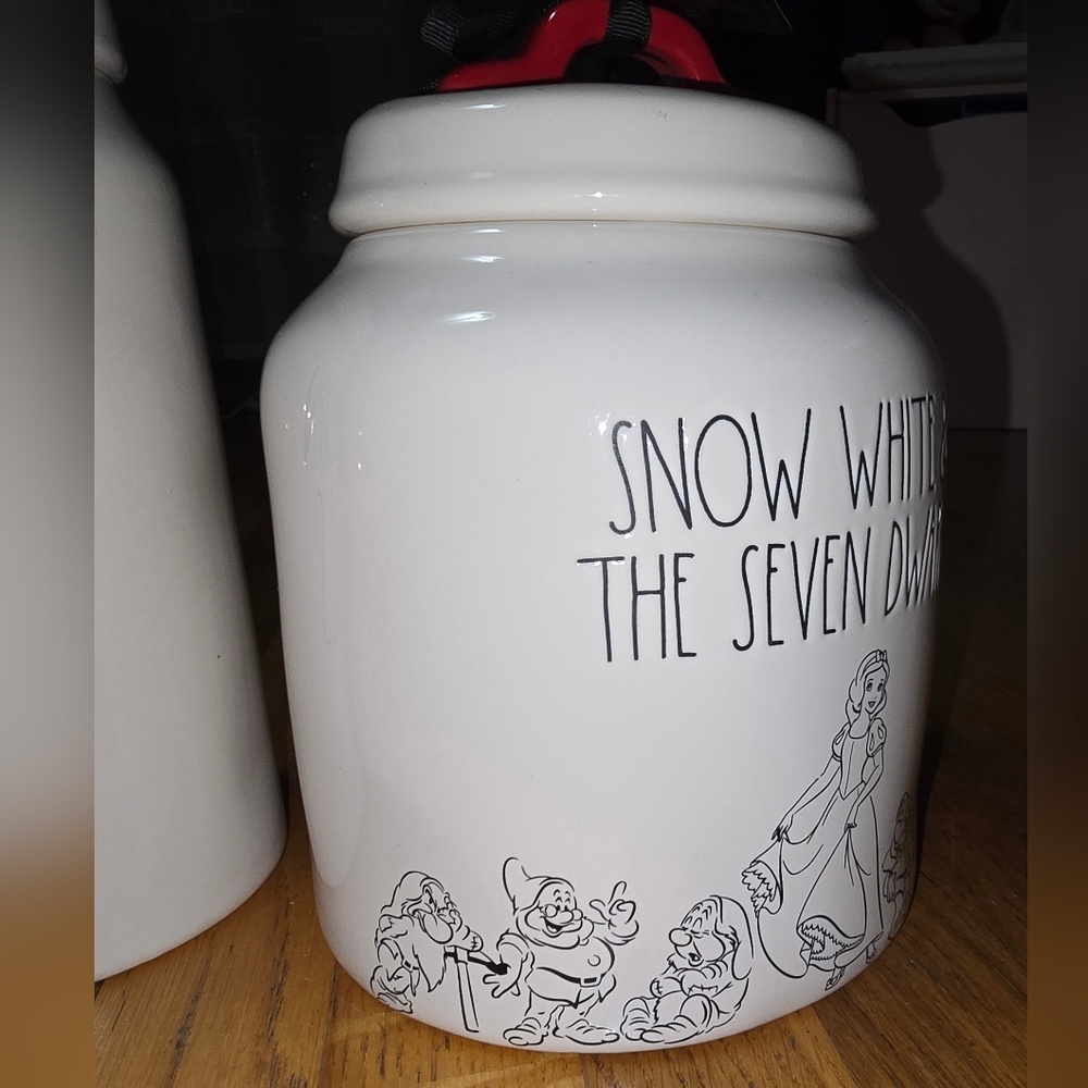 Rae Dunn Snow White Seven Dwarfs, Evil Queen Canisters & Poison Apple Mug Bundle - Picture 7 of 9